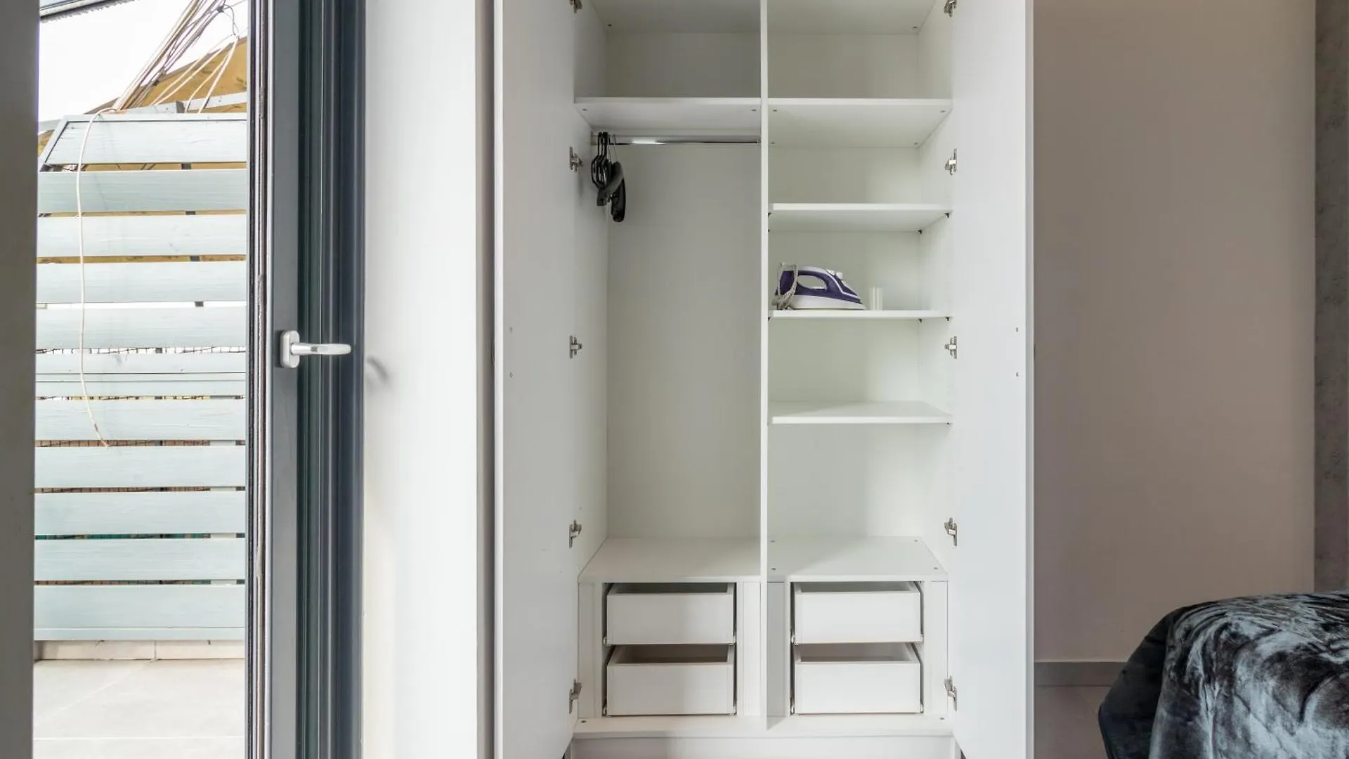 Raise Thessaloniki Avocado Suites